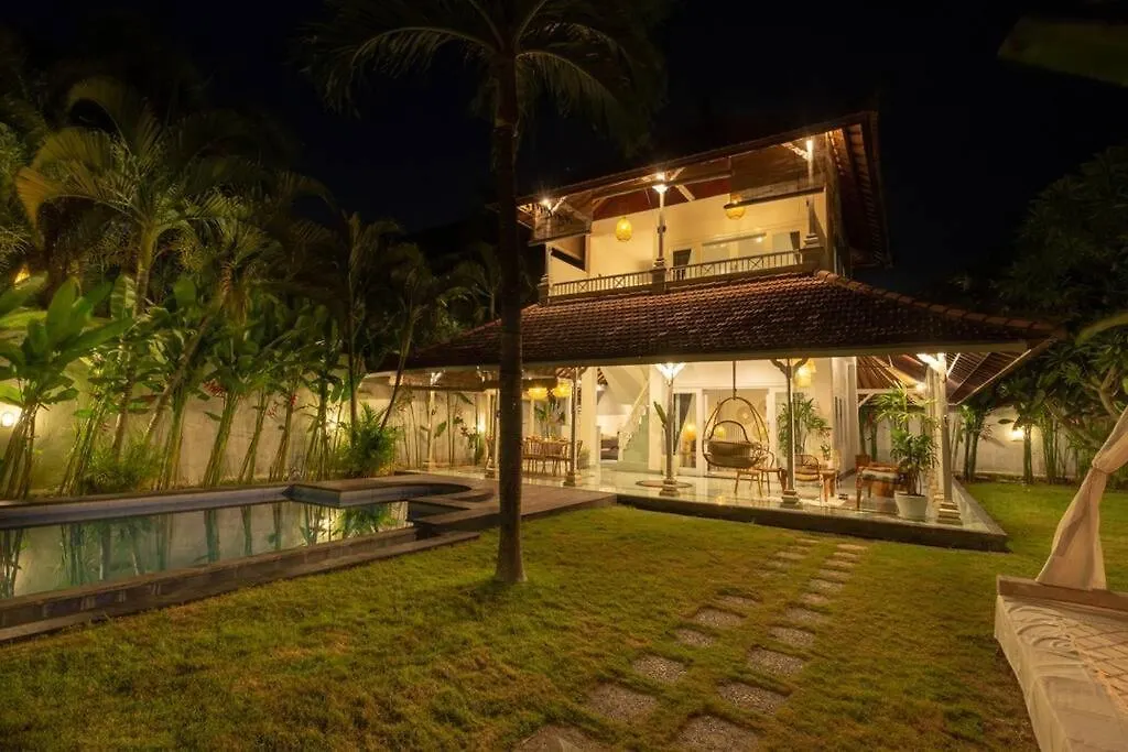 Tropical Garden Villa Near Seminyak Beach, With Private Pool 塞米亚克