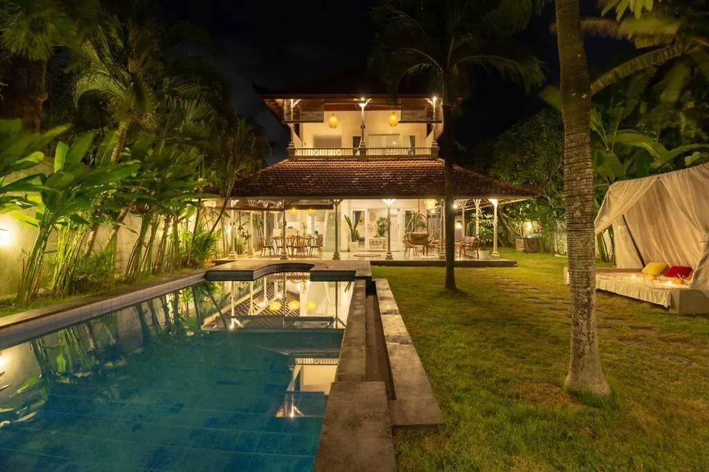 Tropical Garden Villa Near Seminyak Beach, With Private Pool 印尼